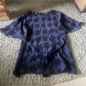 Lands’ End chase bank uniform top